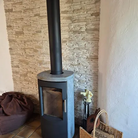 Maison Cozy Dans Les Volcans Sayat