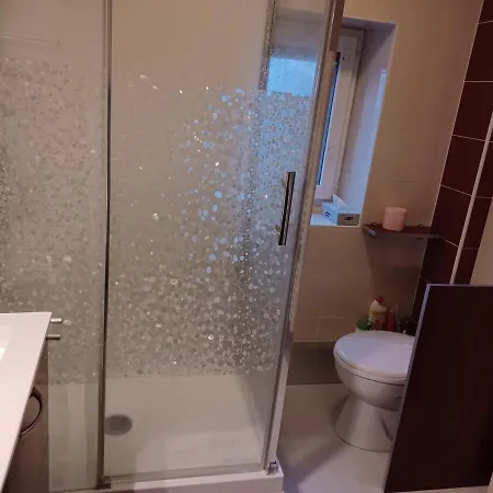 Maison Cozy Dans Les Volcans Sayat