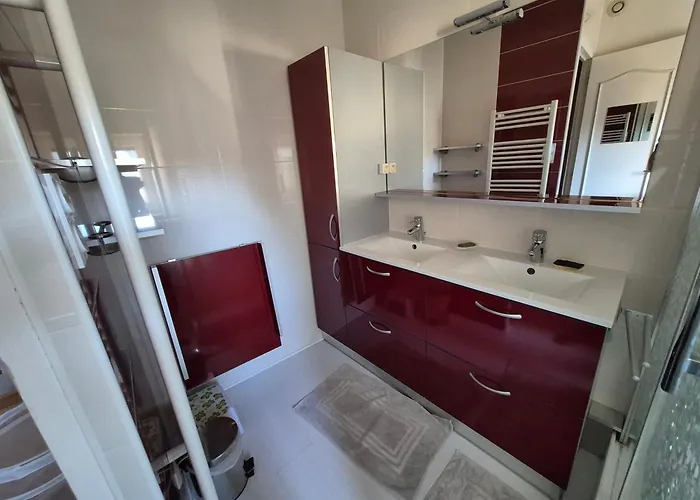 Maison Cozy Dans Les Volcans Sayat